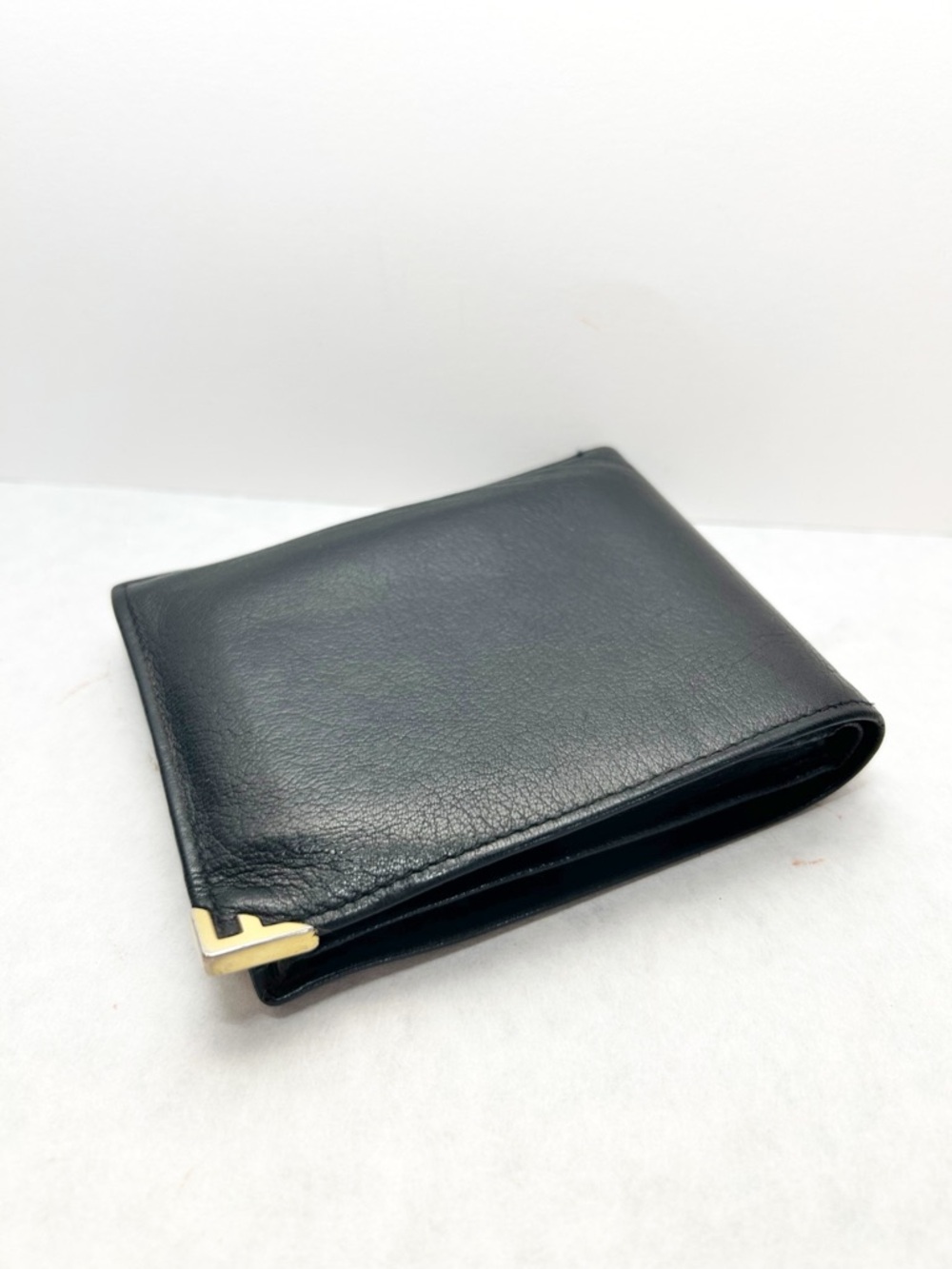 Salvatore Ferragamo Classic Black Leather Bi-Fold Men’s Wallet Gold Corner Logo